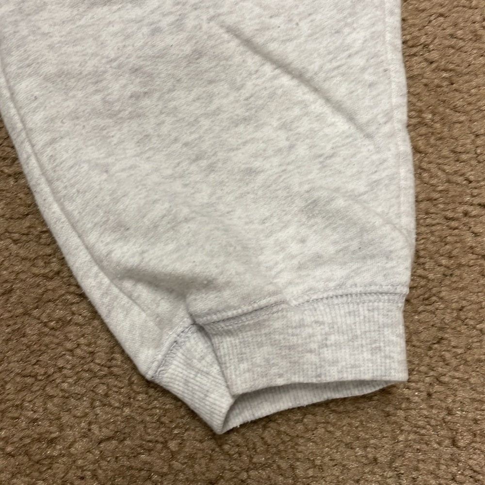 Old Navy mid rise joggers. Small - Picture 6 of 8